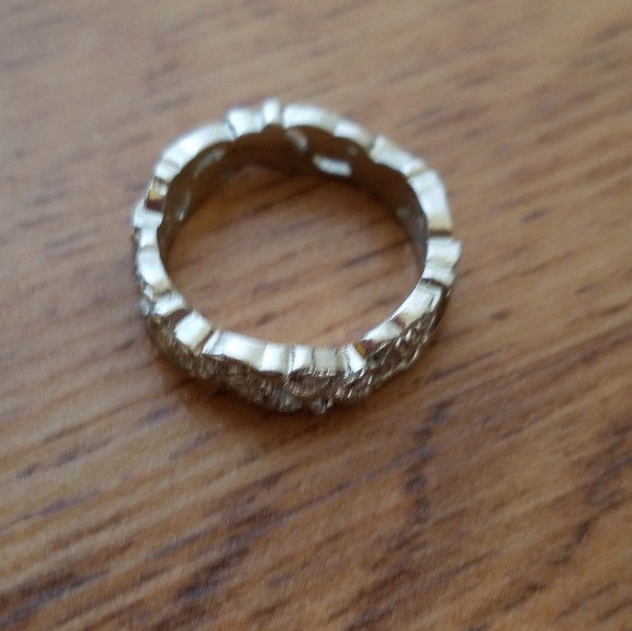 4/$12 NWOT Women's Size 6.5-7 Silver Floral Ring - Picture 5 of 9